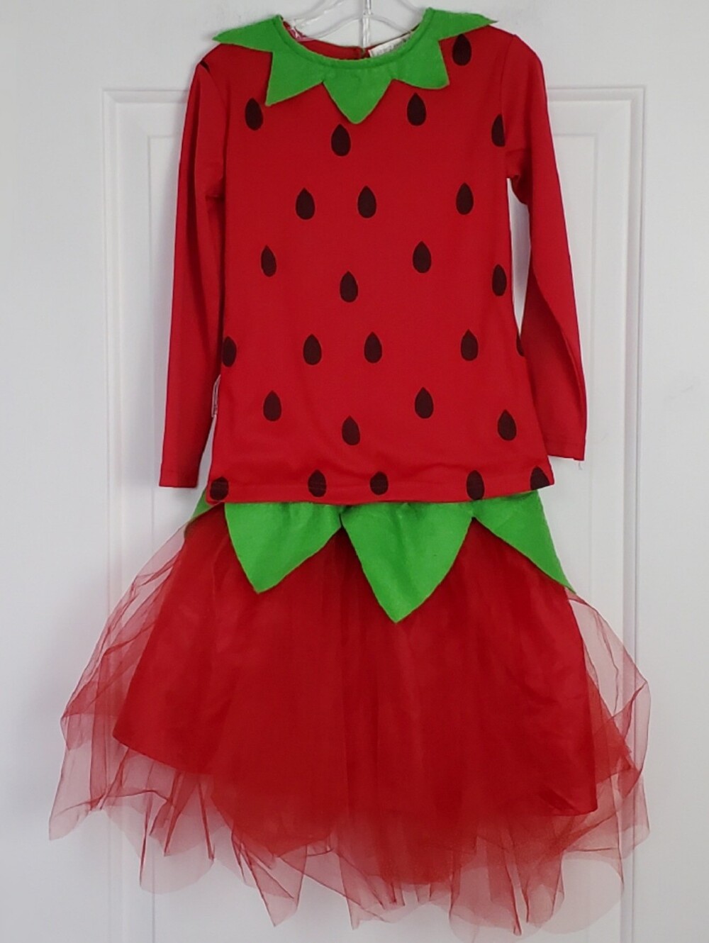 Pottery Barn Kids 2011 Strawberry Halloween Costume HTF - Size 4–6yrs - GUC